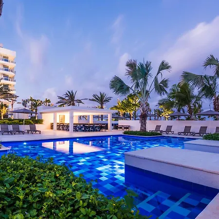 Resort Dreams Karibana Golf & Cartagena