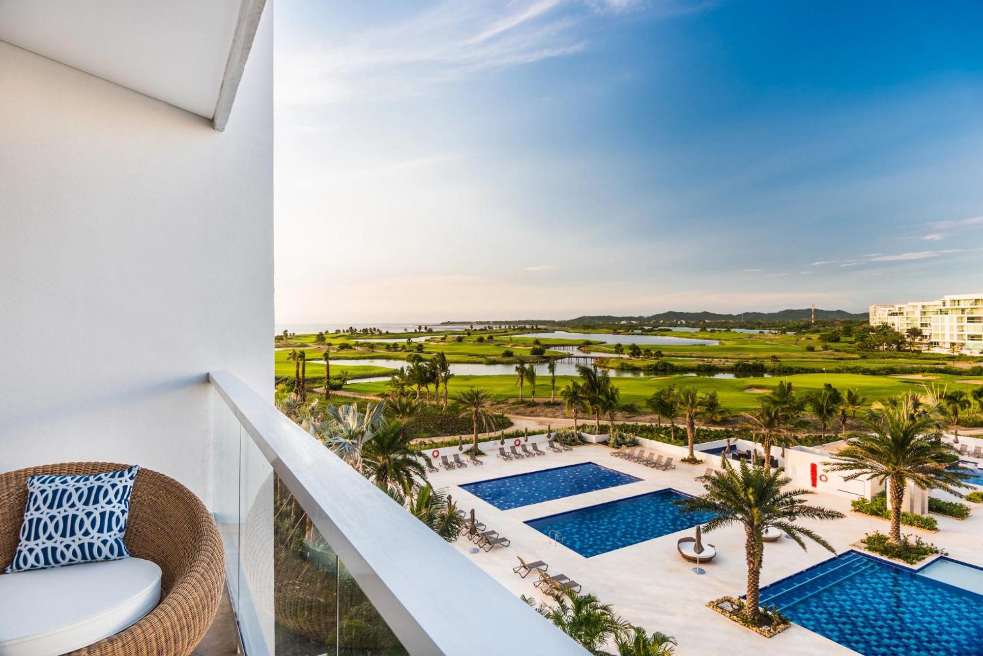 Resort Dreams Karibana Golf & 5*